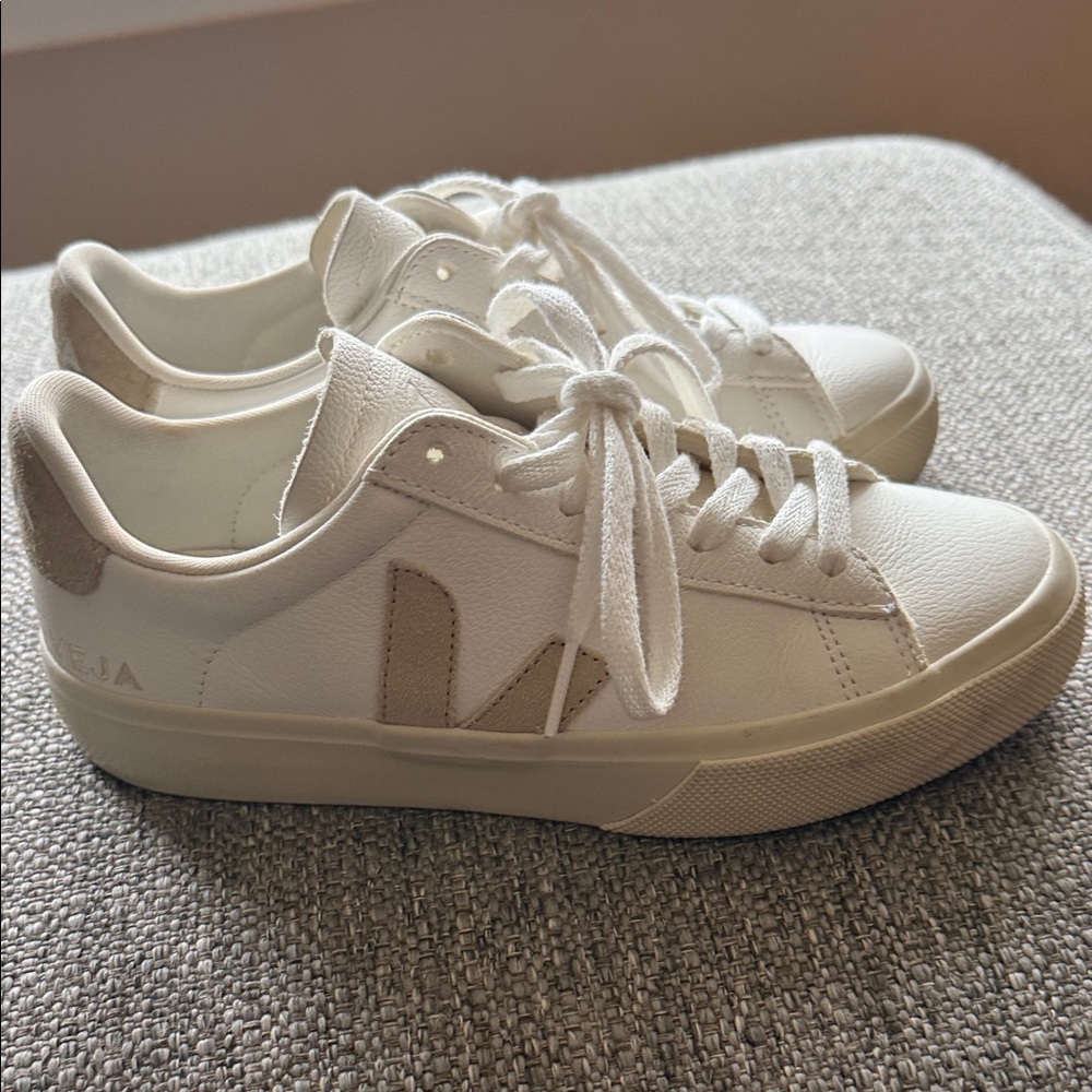 Veja Women's Cream and Tan Sneakers